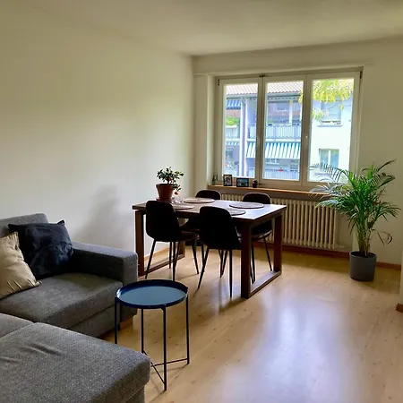 Apartamento Altbau Near St Alban Tal *